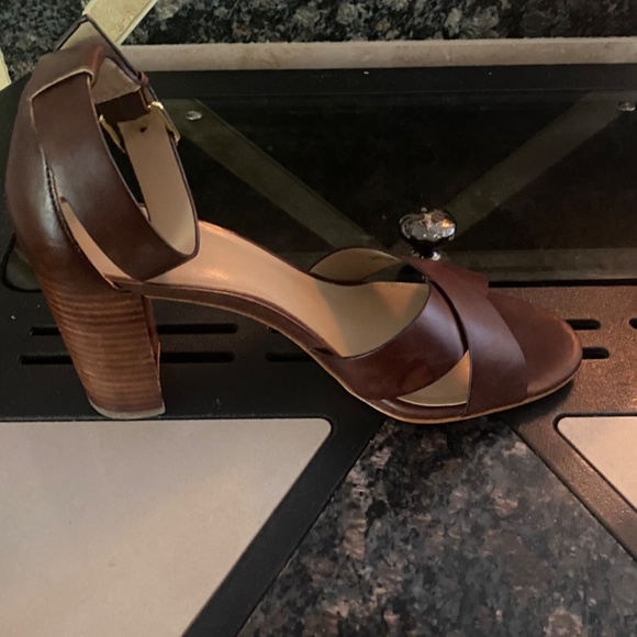 Ann Taylor Brown All Leather Gigi Block Heel Slingback Heel Women 9M - Picture 5 of 9